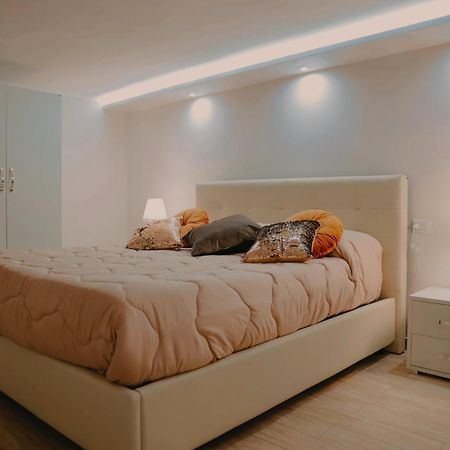 Apartament L'Ospite Napoletano Neapol Zewnętrze zdjęcie