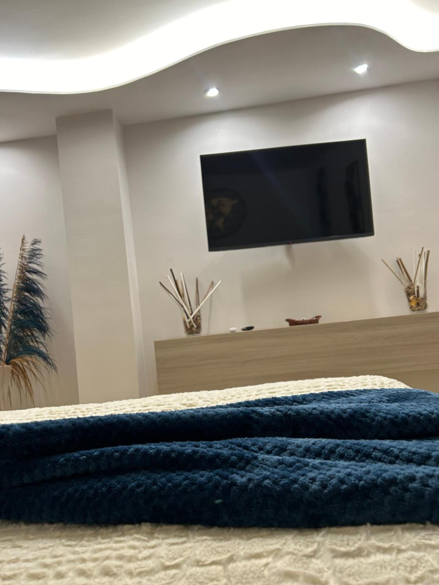 Apartament L'Ospite Napoletano Neapol Zewnętrze zdjęcie