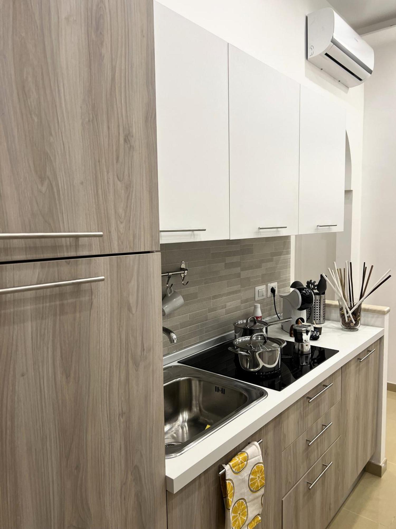 Apartament L'Ospite Napoletano Neapol Zewnętrze zdjęcie